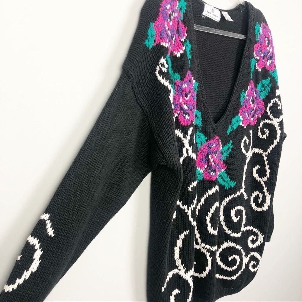 MAGGIE LAWRENCE | Vintage Black Floral Knit V-Neck Sweater Women’s Size Large - Picture 3 of 6